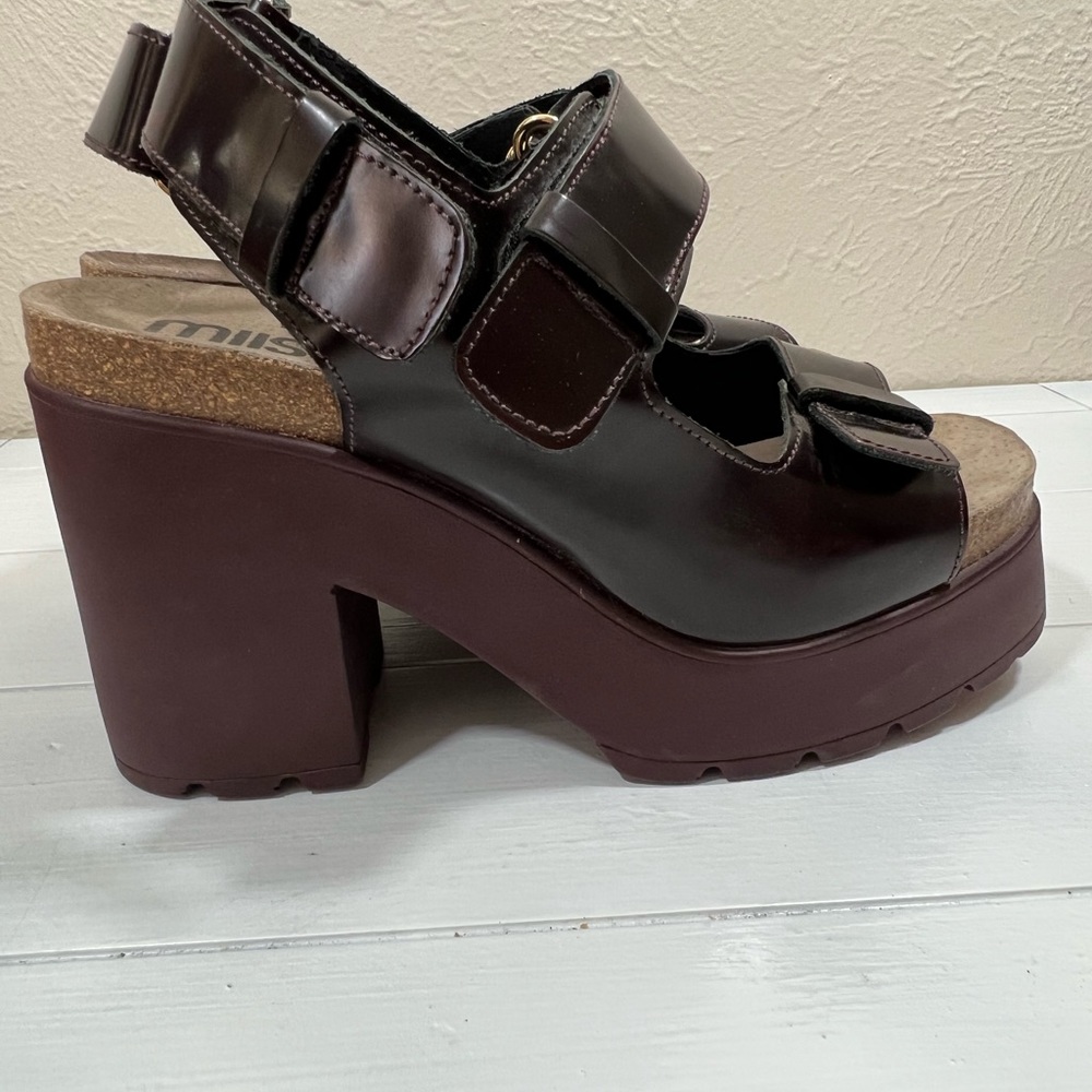 Mllsta Ellie sandals platform in burgundy size 8